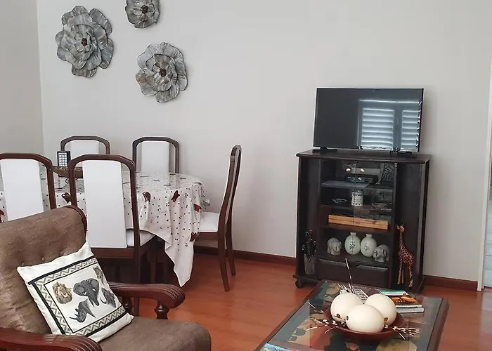 Sua Casa Has African Inspired Decor