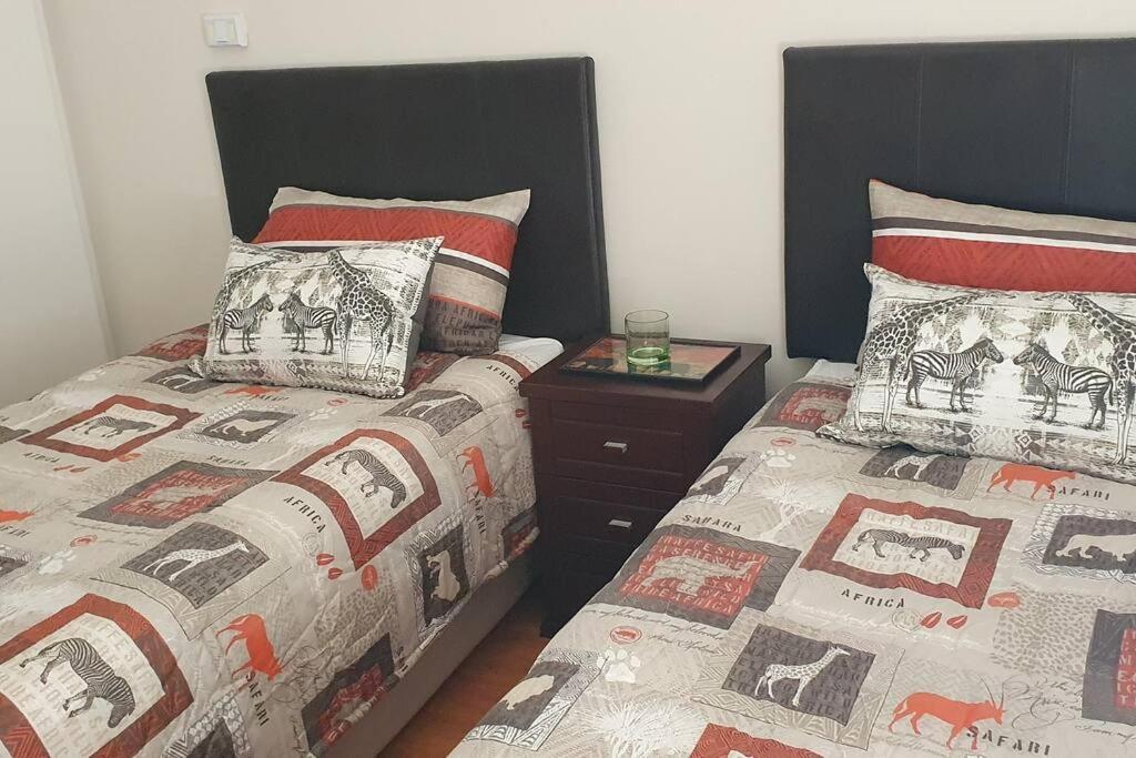 Apartment Sua Casa Has African Inspired Decor
