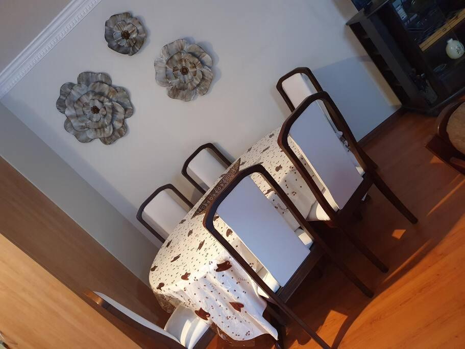 Apartment Sua Casa Has African Inspired Decor *